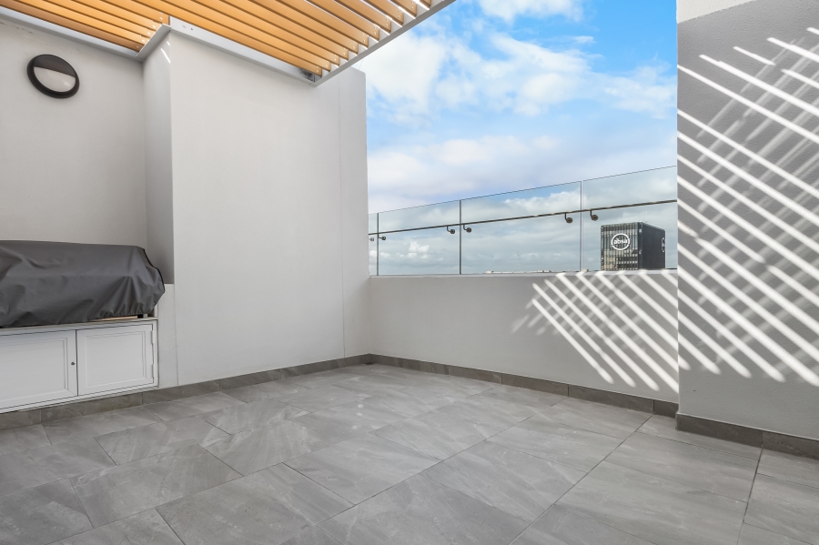 2 Bedroom Property for Sale in Cape Town City Centre Western Cape